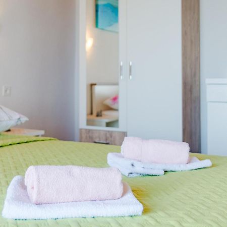 Rooms Sani Brela Szoba fotó