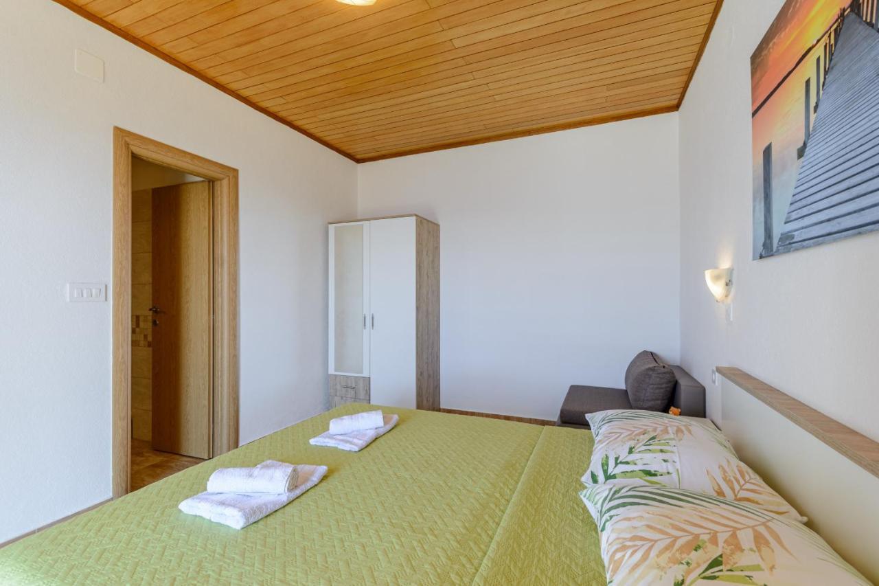 Rooms Sani Brela Kültér fotó