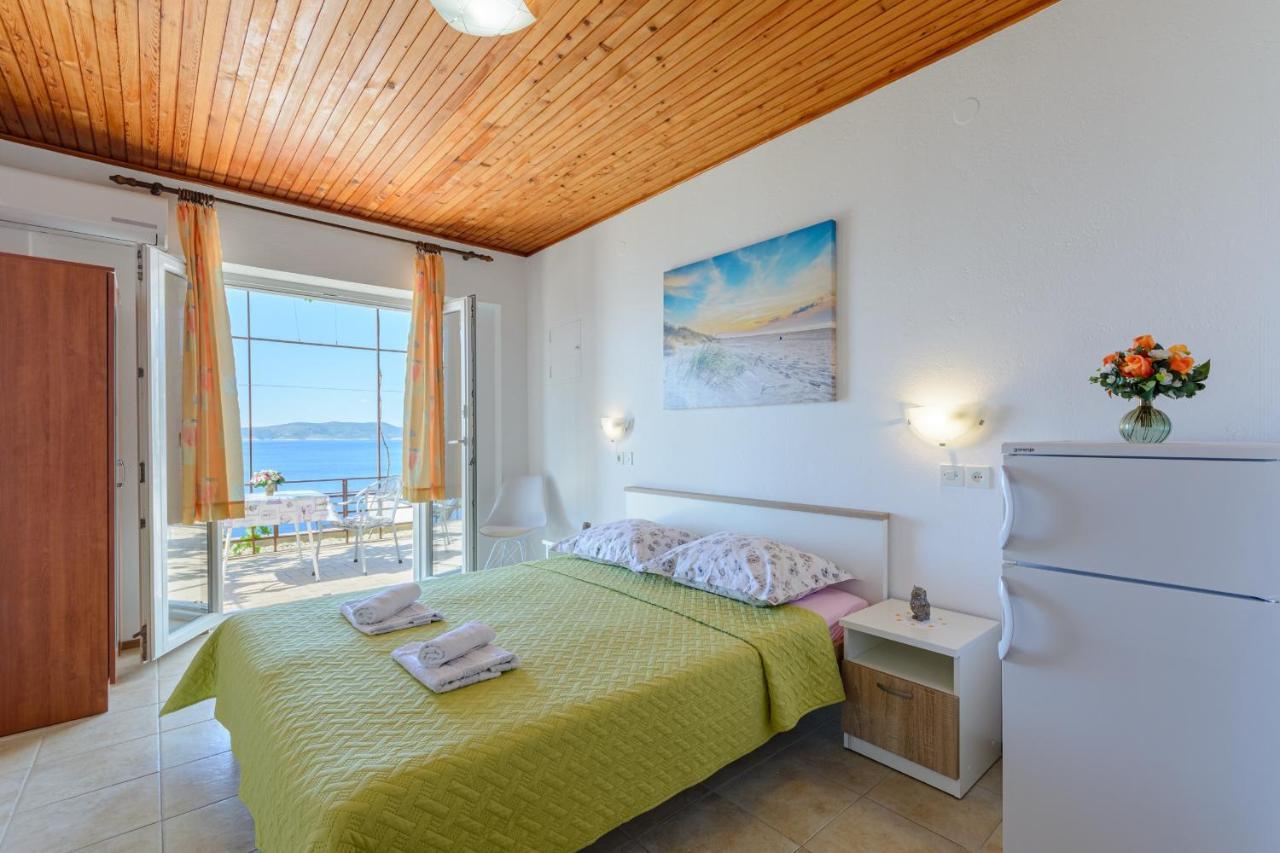 Rooms Sani Brela Kültér fotó