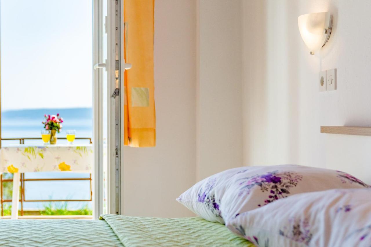 Rooms Sani Brela Szoba fotó